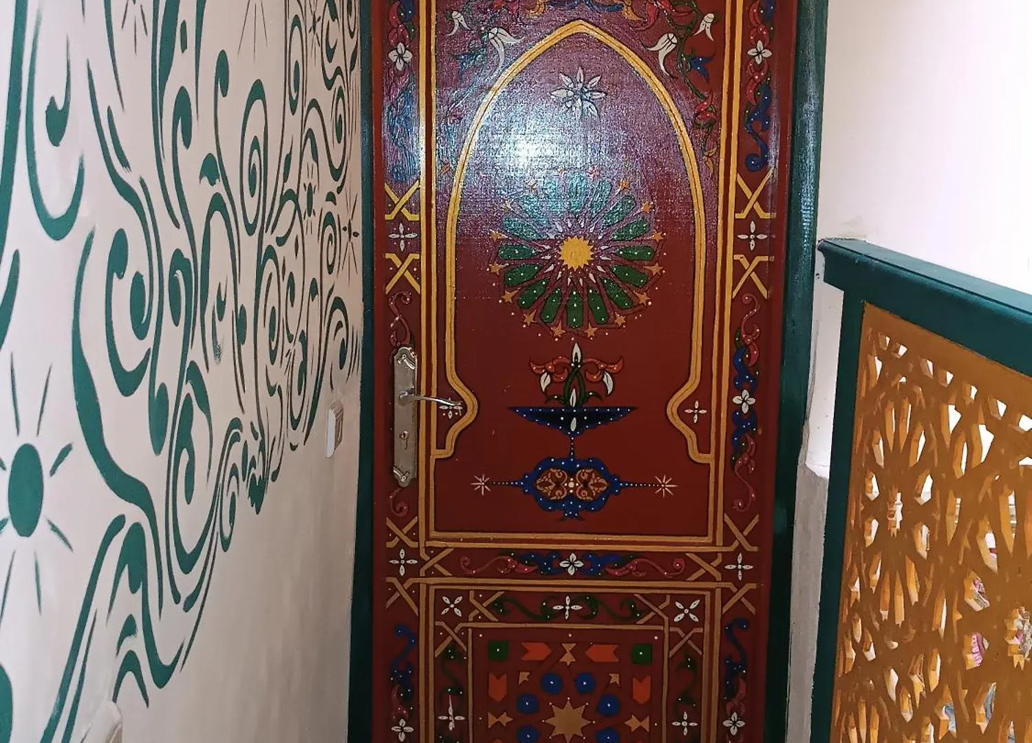 Riad Safir Fes Deluxe 4*,